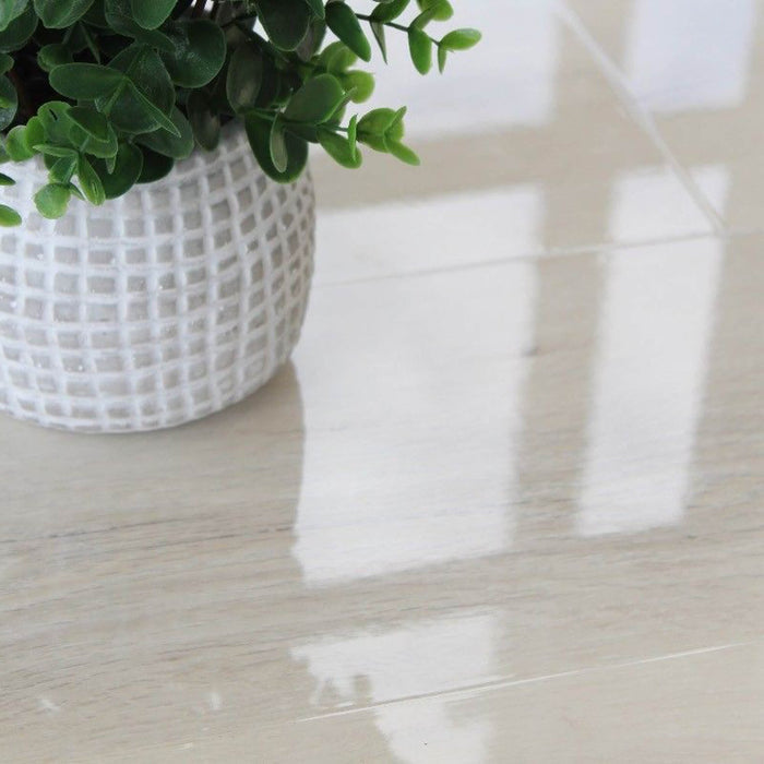 Close-up of Fresco Pearl Super Gloss Laminate Flooring