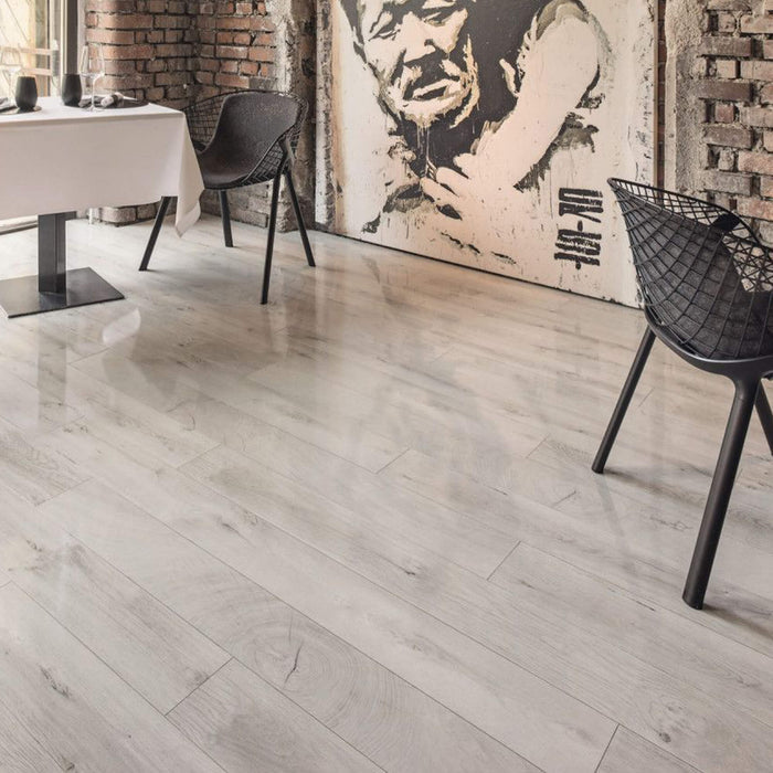 Fresco Snow Gloss Laminate Flooring in a restaurant setting