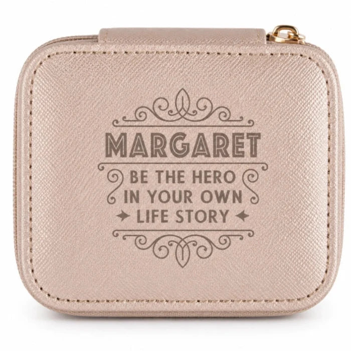 This H & H Gifts Personalised Jewellery Box blends heartfelt sentiment with practical, everyday elegance.