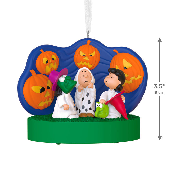 Hallmark : 2026 Keepsake Spooked Trick-or-Treaters The PEANUTS® Gang (407)