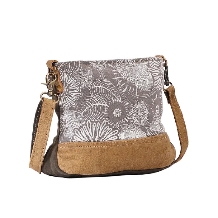 Myra Bag : Saplings Shoulder Bag