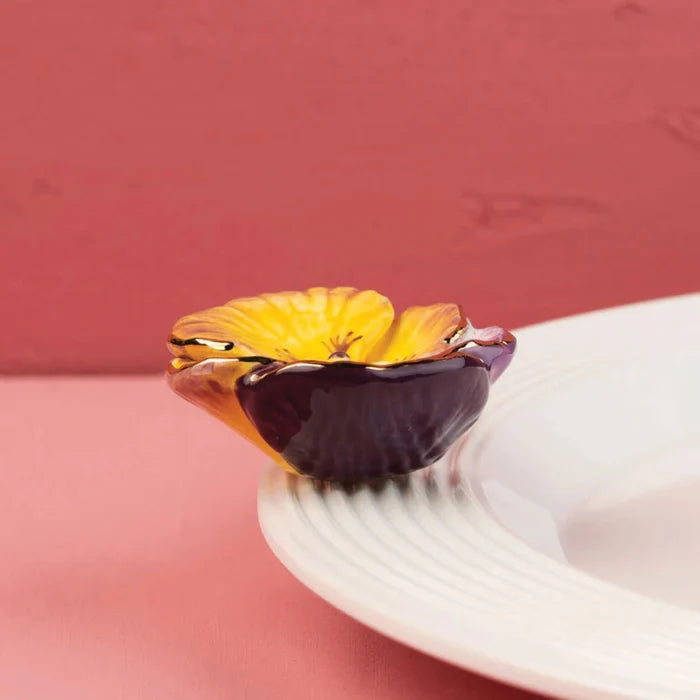 A thoughtful gift for Nora Fleming collectors and flower lovers.