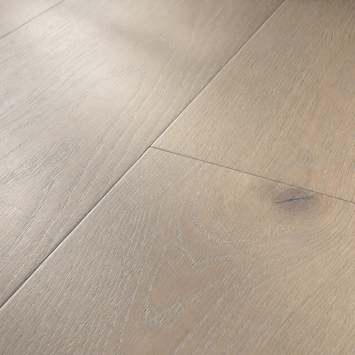 Close-up of the grain and texture of Potters Grey Oak Matt Lacquered 190mm engineered wood flooring.